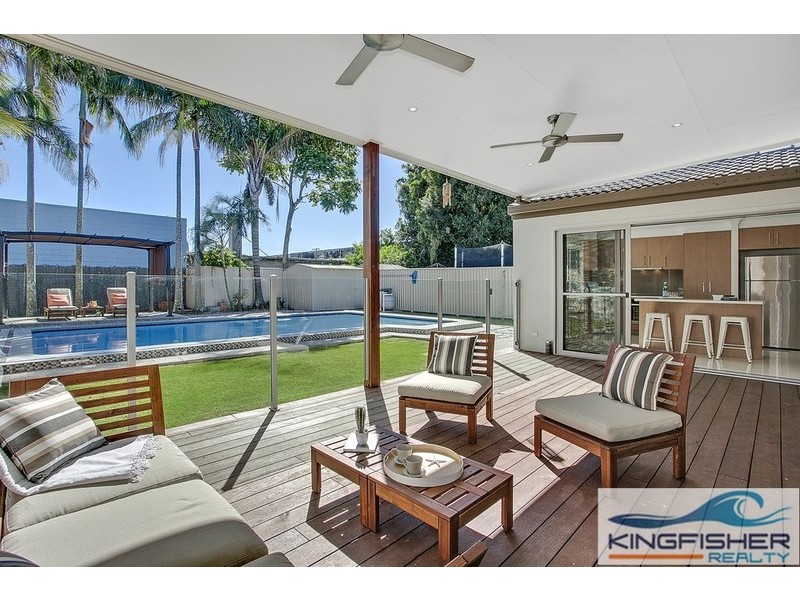 5 Warrina Crescent, Burleigh Waters QLD 4220