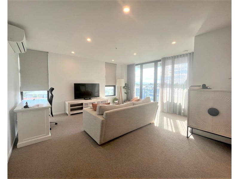 21/70-72 The Esplanade, Burleigh Heads QLD 4220