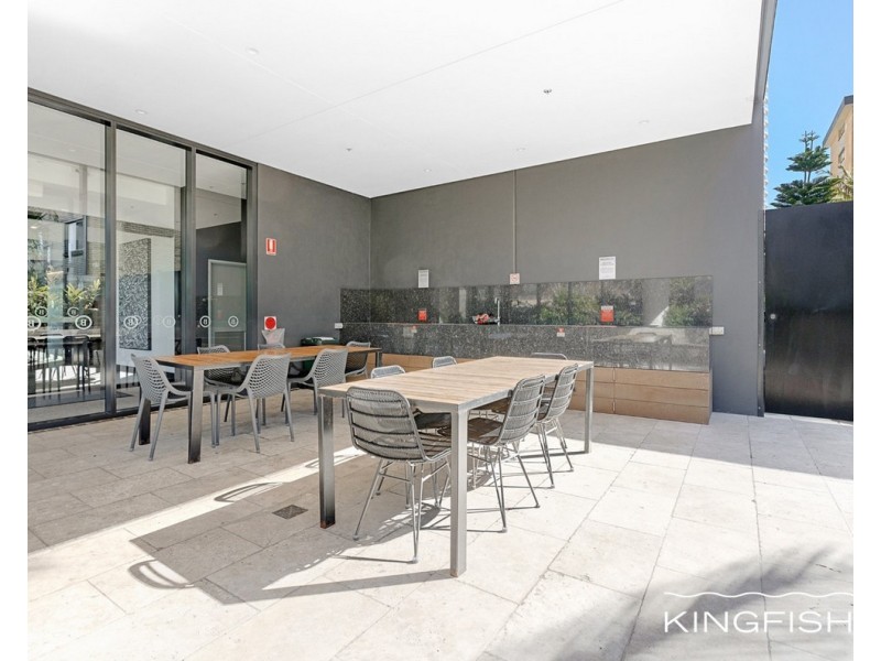 76/70-72 The Esplanade, Burleigh Heads QLD 4220