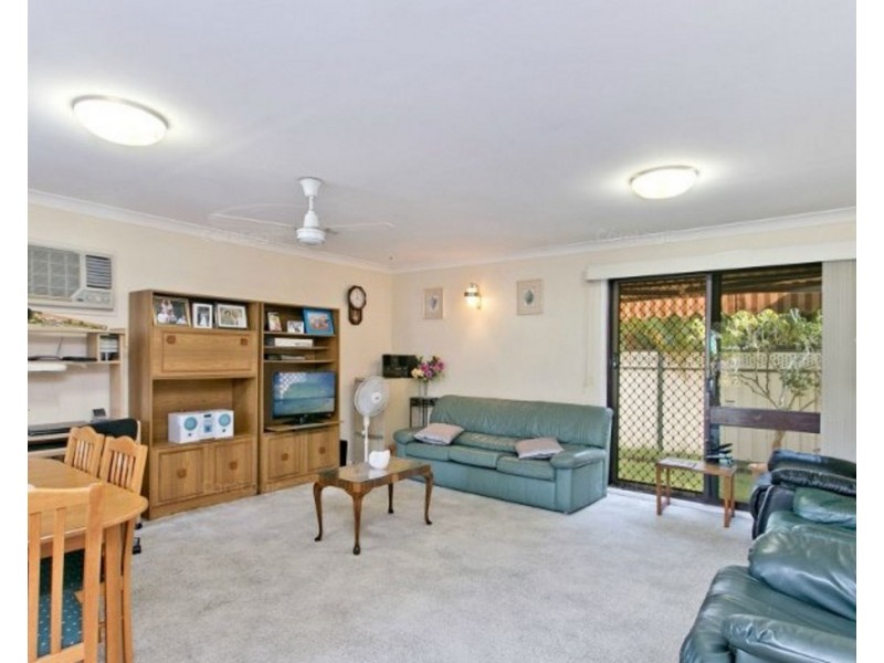 2/6 Tawarri Crescent, Burleigh Heads QLD 4220