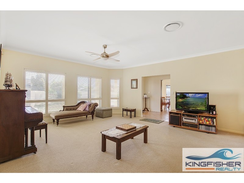 132 Dunlin Drive, Burleigh Waters QLD 4220