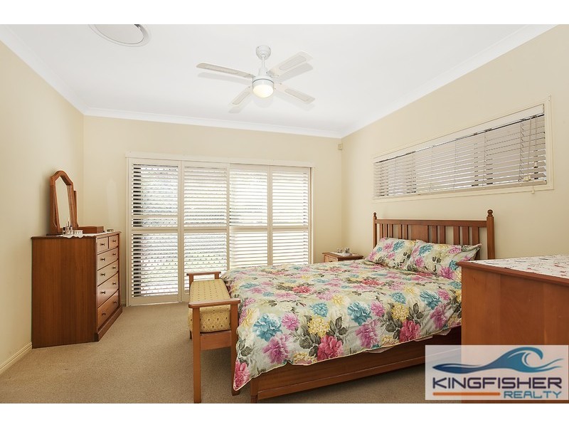 132 Dunlin Drive, Burleigh Waters QLD 4220
