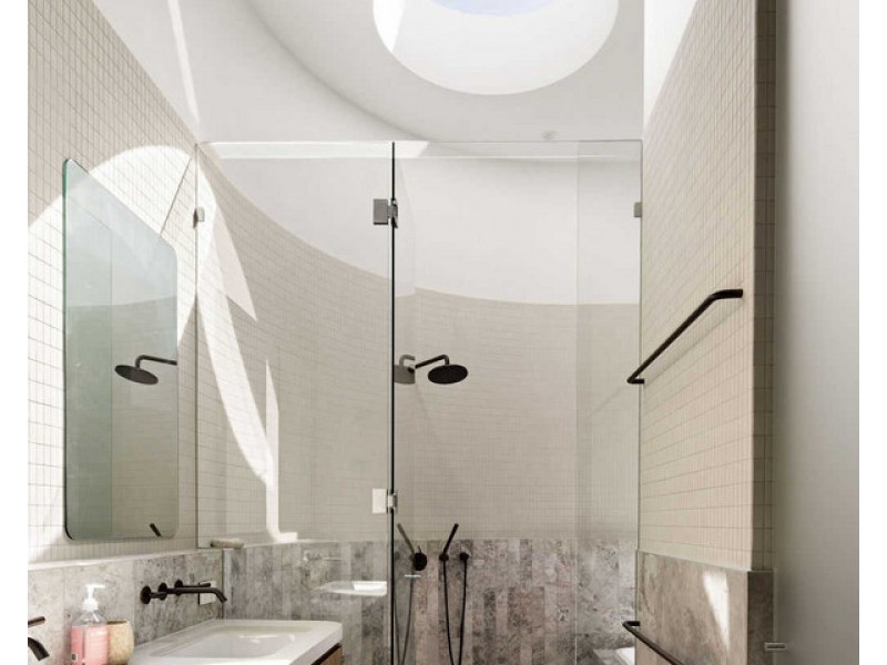 8B Marlin Court, Palm Beach QLD 4221