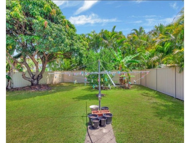 47 Banksia Broadway, Burleigh Waters QLD 4220
