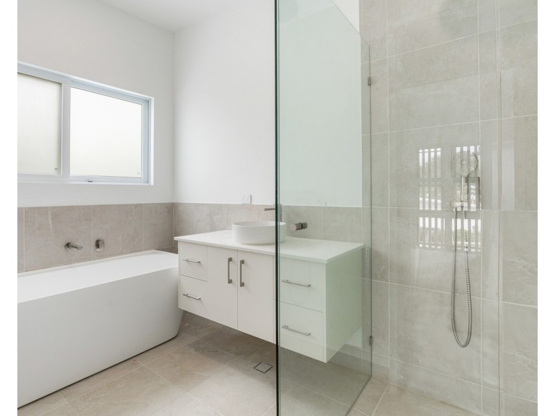 1/87 Tabilban, Burleigh Heads QLD 4220