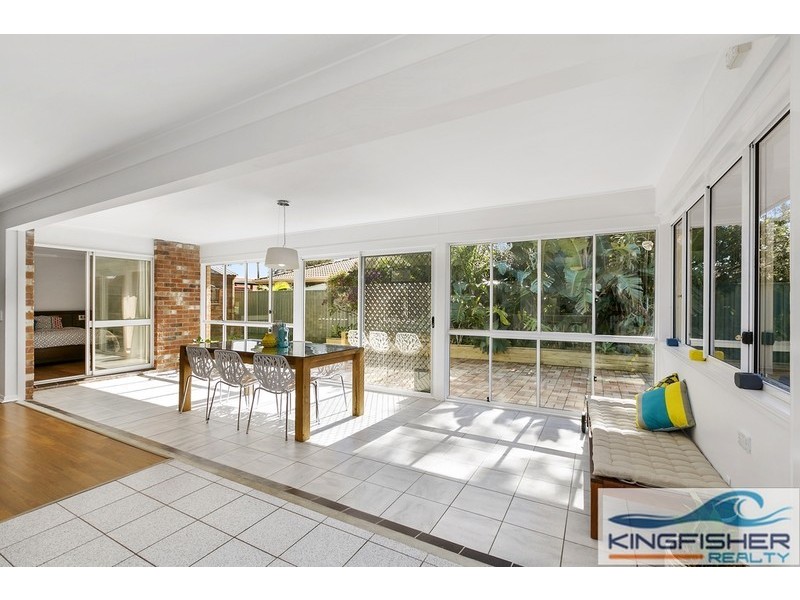 36 Pintail Crescent, Burleigh Waters QLD 4220
