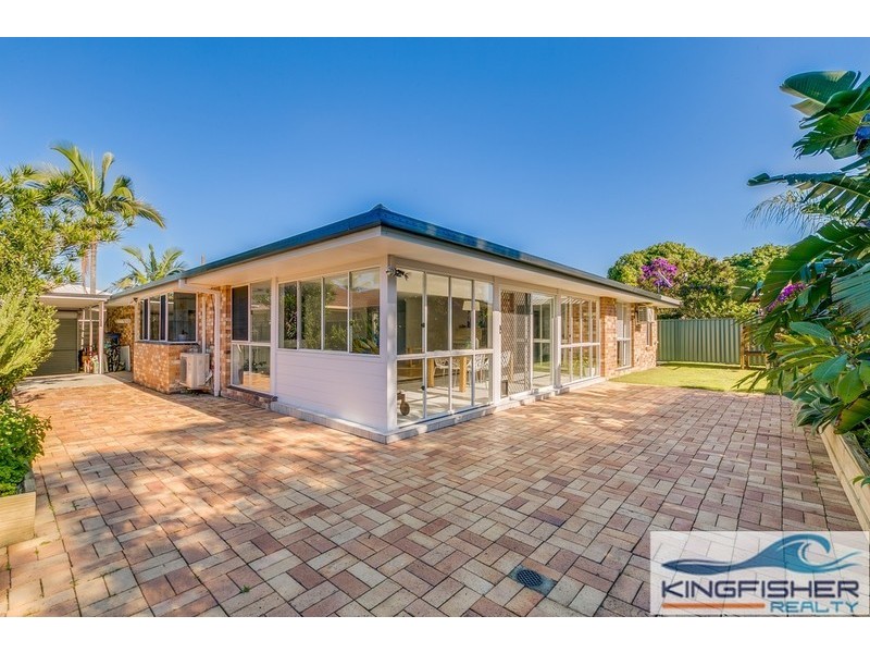 36 Pintail Crescent, Burleigh Waters QLD 4220