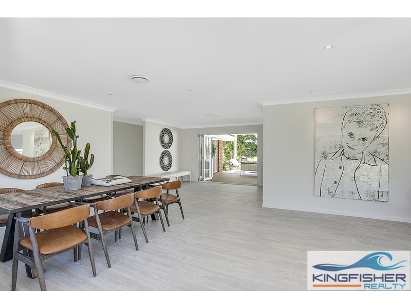 48 Dunlin Drive, Burleigh Waters QLD 4220