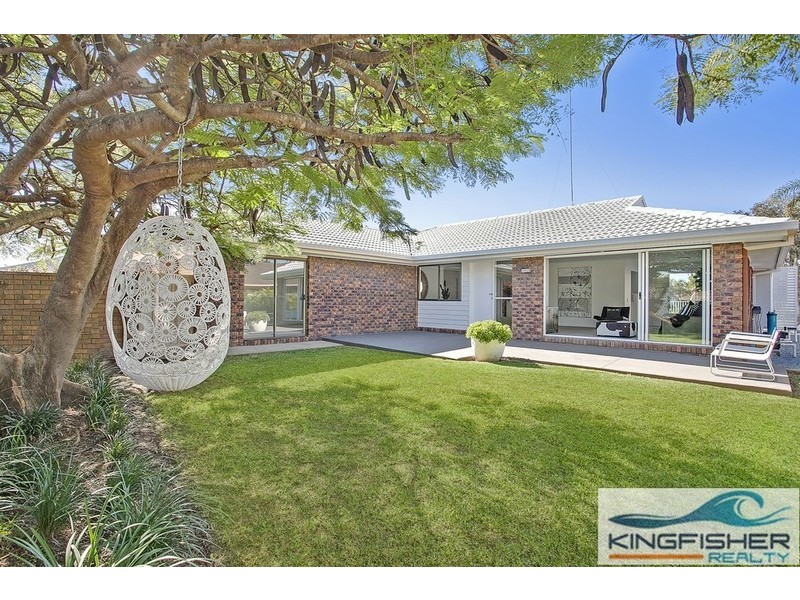 48 Dunlin Drive, Burleigh Waters QLD 4220