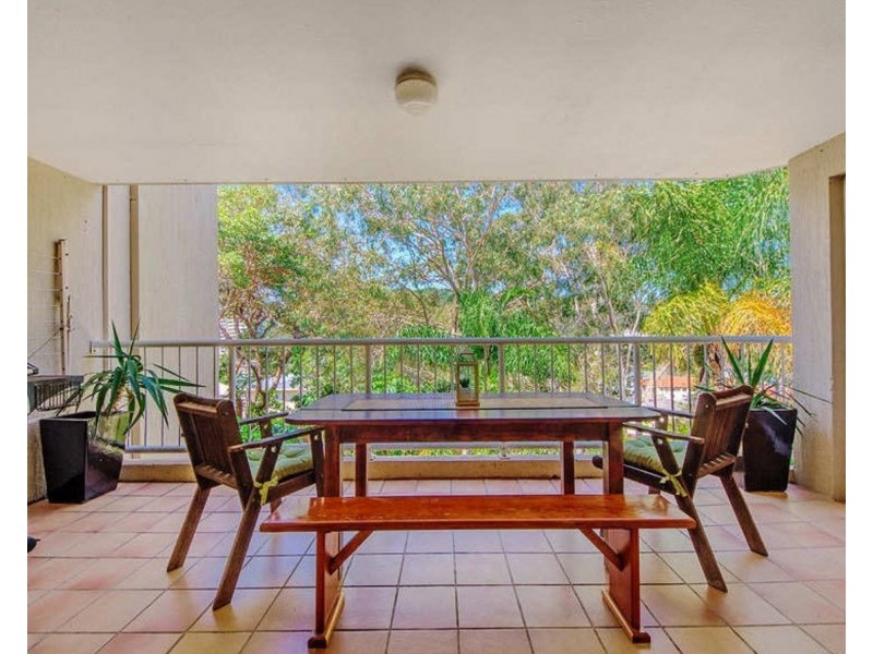 8/14 Brake Street, Burleigh Heads QLD 4220