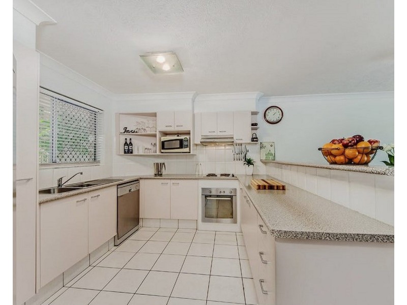 8/14 Brake Street, Burleigh Heads QLD 4220