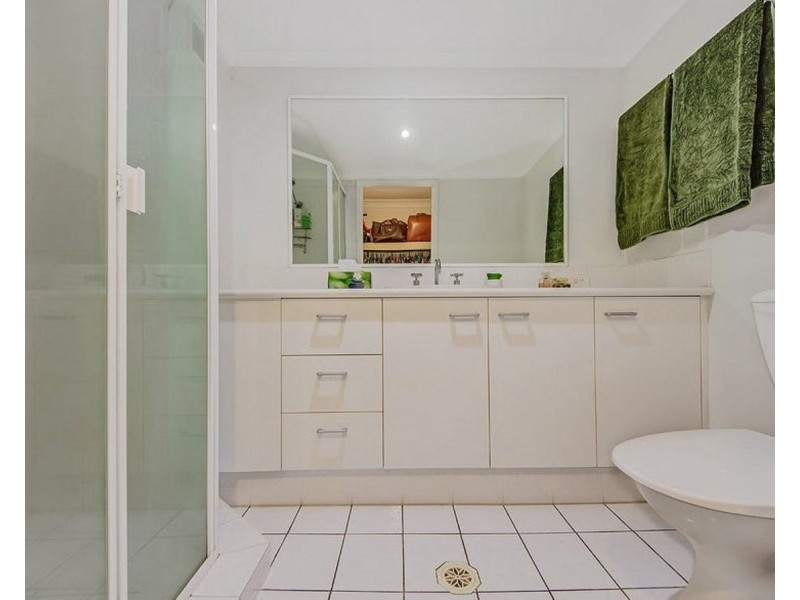 8/14 Brake Street, Burleigh Heads QLD 4220