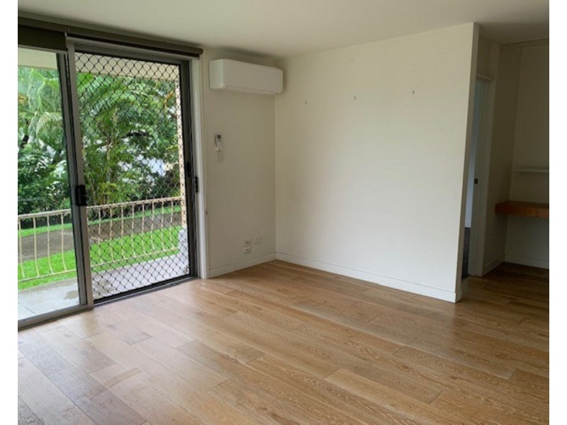 4/7 Hayle, Burleigh Heads QLD 4220