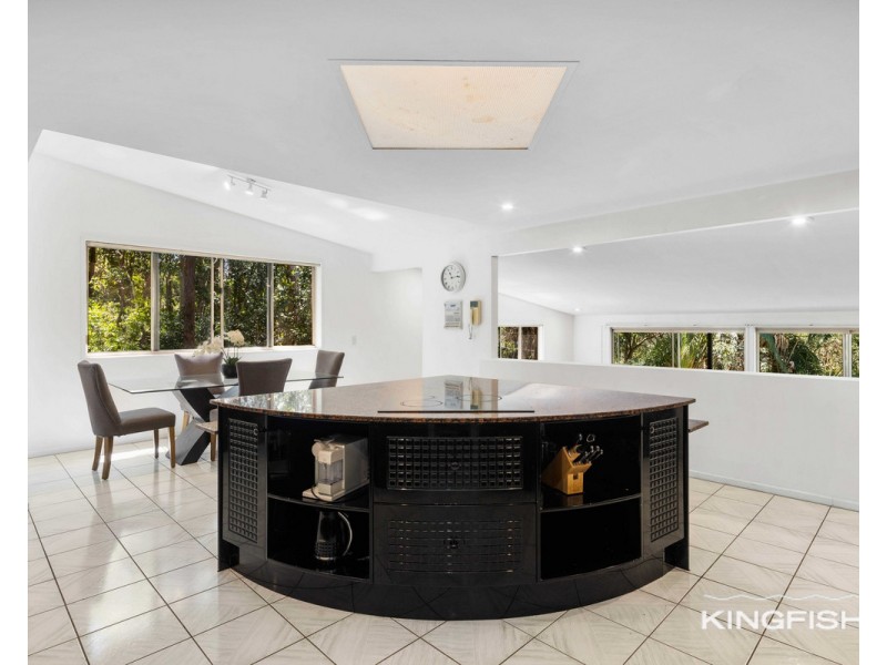 9 Reserve Street, Burleigh Heads QLD 4220