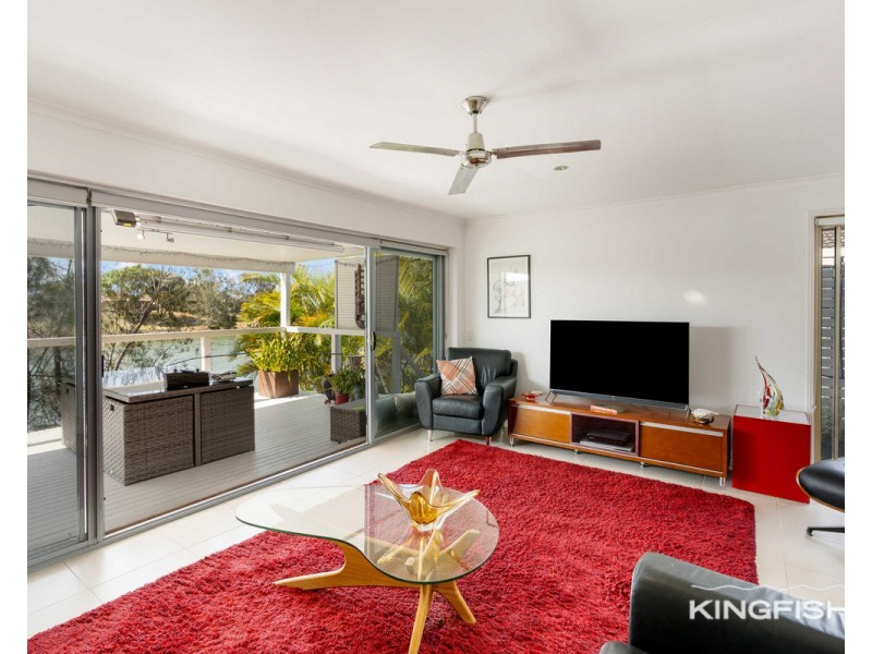 65 Southlake Drive, Varsity Lakes QLD 4227