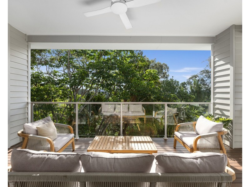 202A Ocean Parade, Burleigh Heads QLD 4220