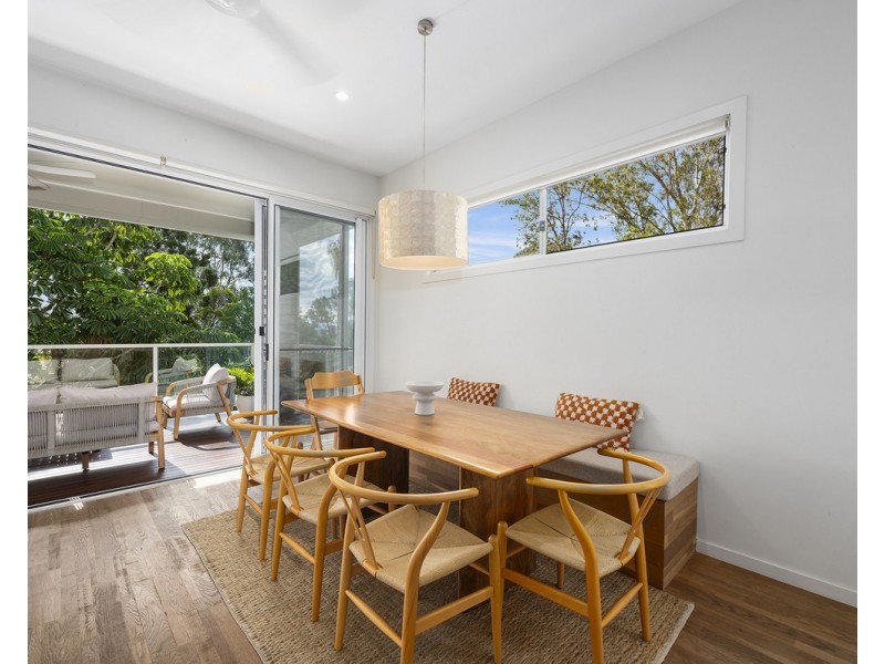202A Ocean Parade, Burleigh Heads QLD 4220