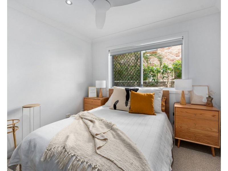 2/22 Burleigh Street, Burleigh Heads QLD 4220