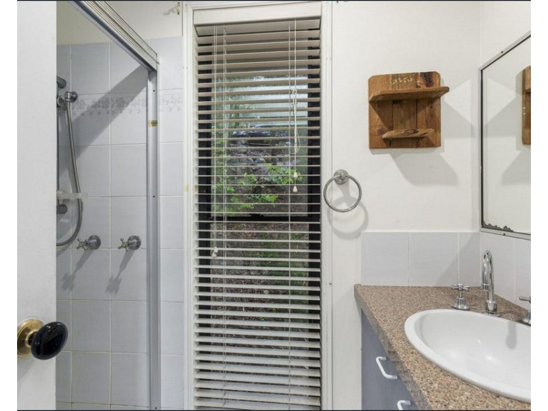 24 Skyline Terrace, Burleigh Heads QLD 4220