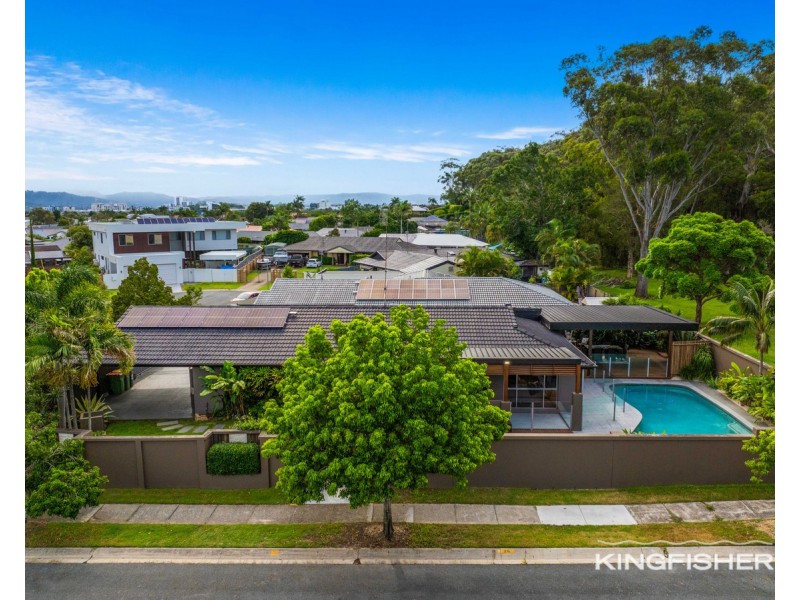26 Anthony Drive, Burleigh Waters QLD 4220
