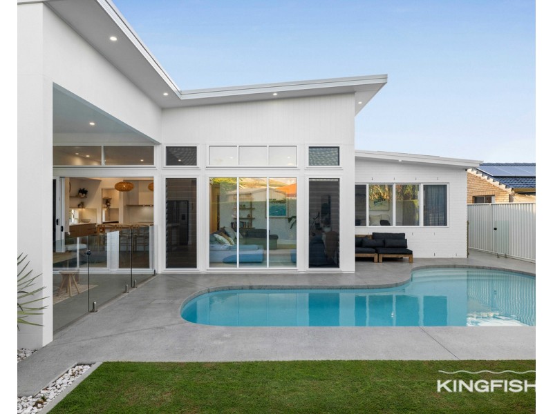 53 Jabiru Avenue, Burleigh Waters QLD 4220