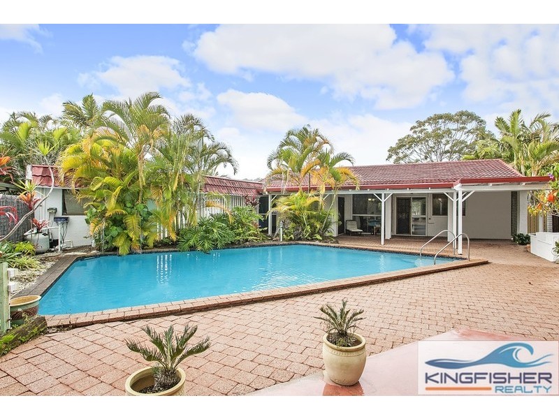 1 Parakeet Place, Burleigh Waters QLD 4220