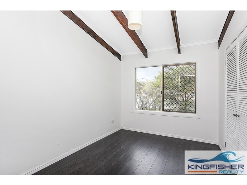 1 Parakeet Place, Burleigh Waters QLD 4220