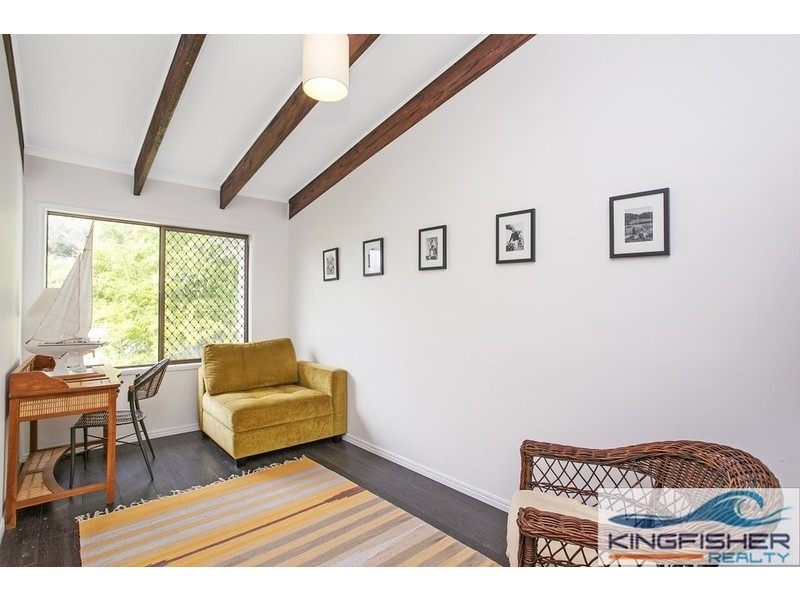 1 Parakeet Place, Burleigh Waters QLD 4220