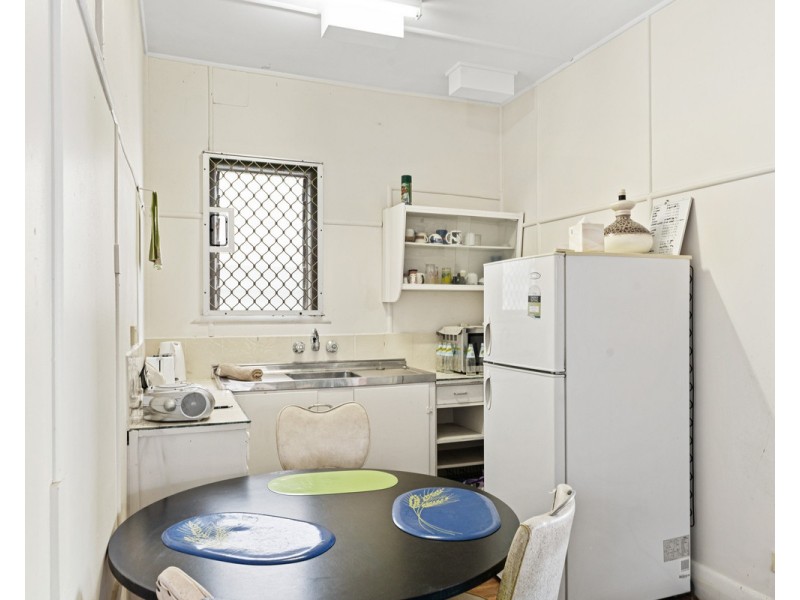 14 Hill Avenue, Burleigh Heads QLD 4220