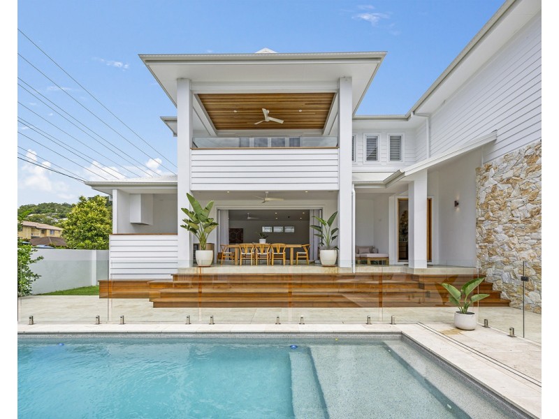 38 Burleigh Street, Burleigh Heads QLD 4220