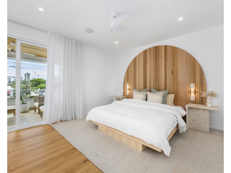 38 Burleigh Street, Burleigh Heads QLD 4220