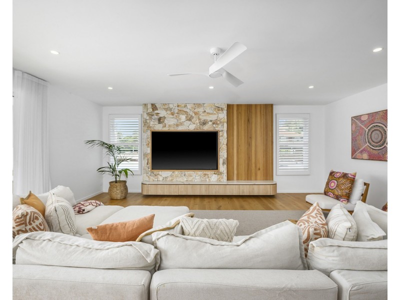 38 Burleigh Street, Burleigh Heads QLD 4220