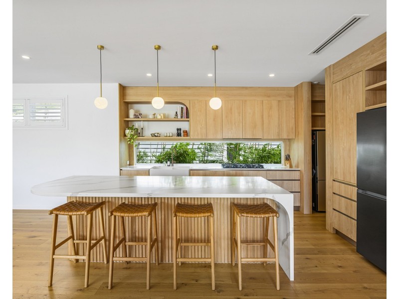 38 Burleigh Street, Burleigh Heads QLD 4220