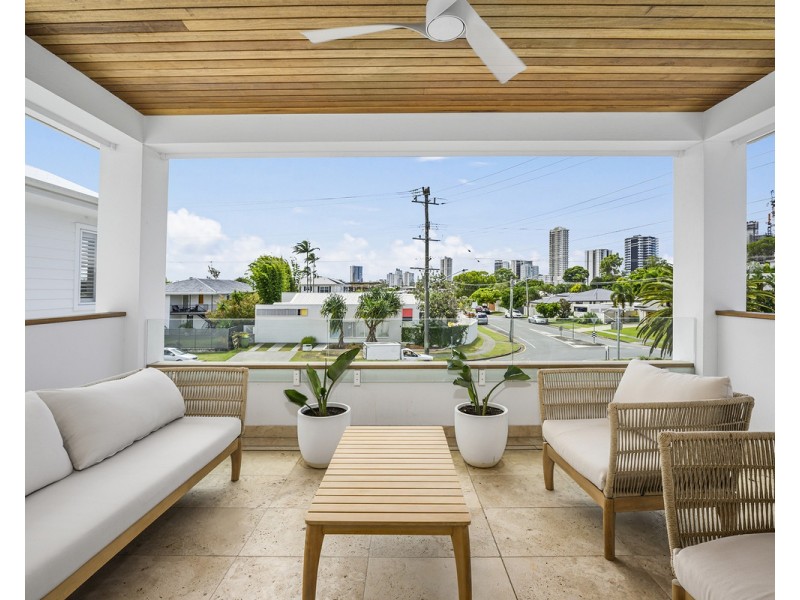 38 Burleigh Street, Burleigh Heads QLD 4220