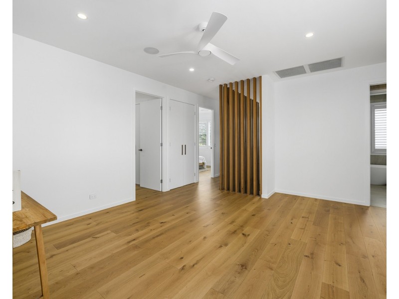 38 Burleigh Street, Burleigh Heads QLD 4220