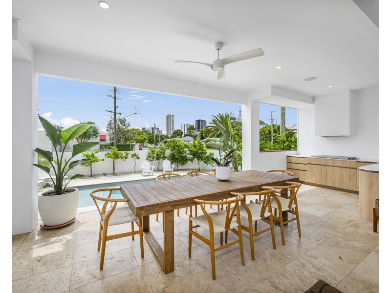 38 Burleigh Street, Burleigh Heads QLD 4220