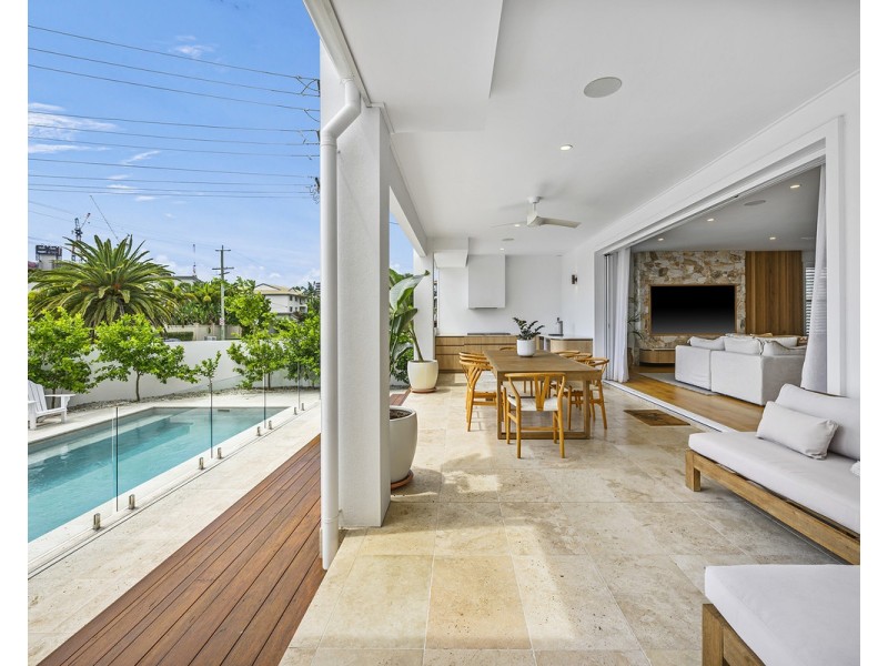 38 Burleigh Street, Burleigh Heads QLD 4220