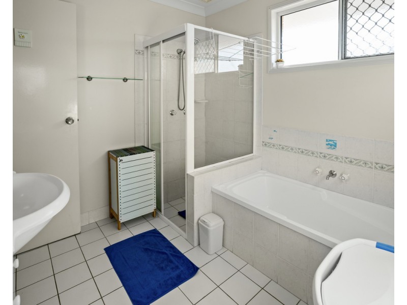 44 Galeen Drive, Burleigh Waters QLD 4220