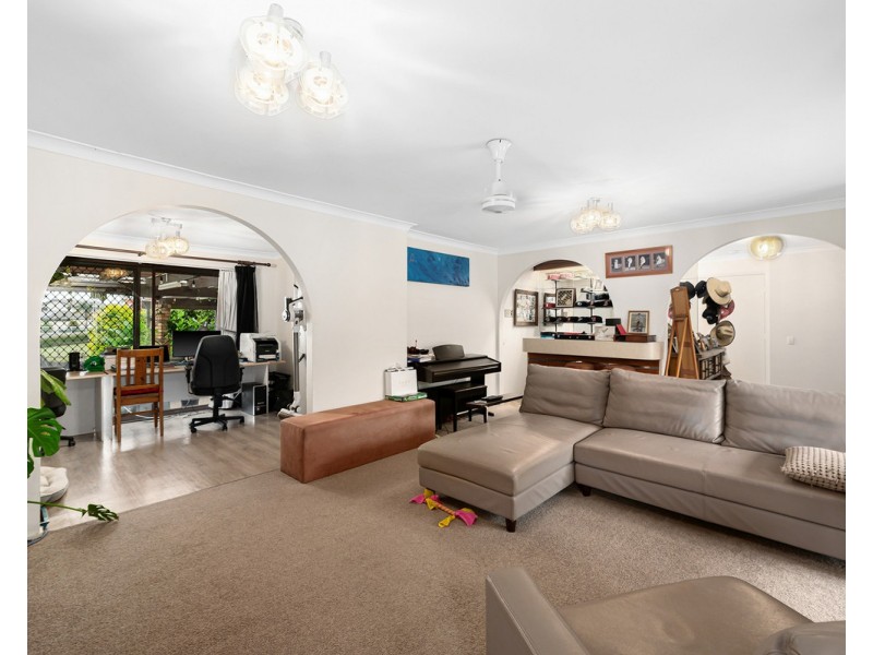 91 Witt Avenue, Carrara QLD 4211