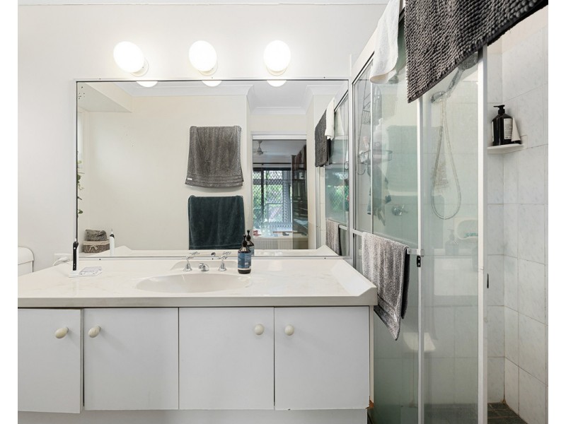 91 Witt Avenue, Carrara QLD 4211