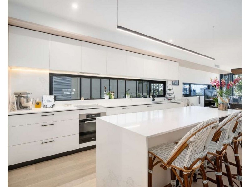 201/24 East Street, Burleigh Heads QLD 4220