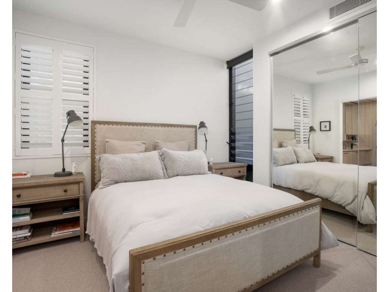 201/24 East Street, Burleigh Heads QLD 4220