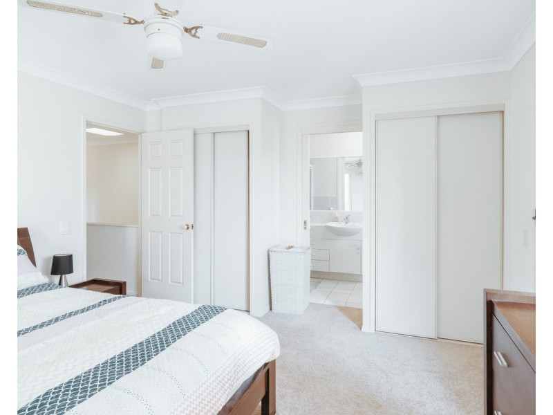 2/17 Ferny Fairway, Burleigh Heads QLD 4220