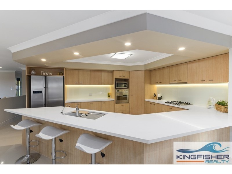 60 Sea Eagle Drive, Burleigh Waters QLD 4220