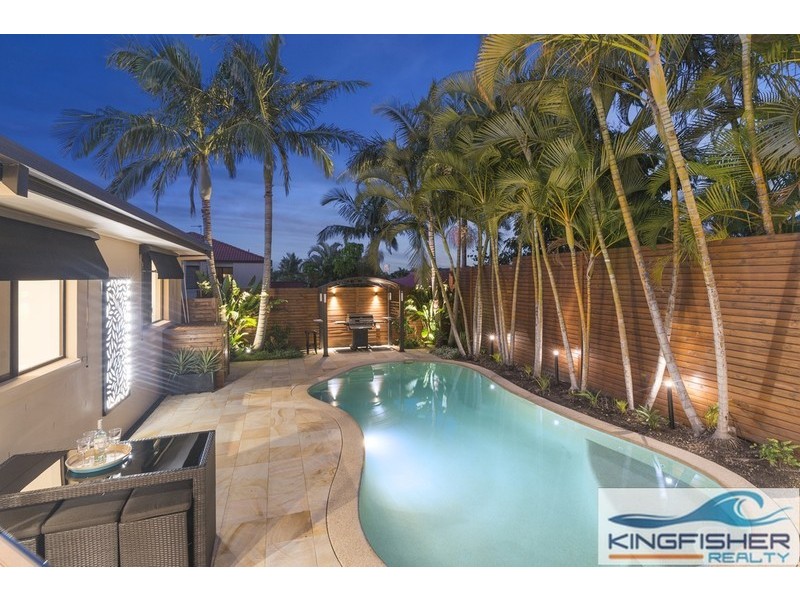 60 Sea Eagle Drive, Burleigh Waters QLD 4220
