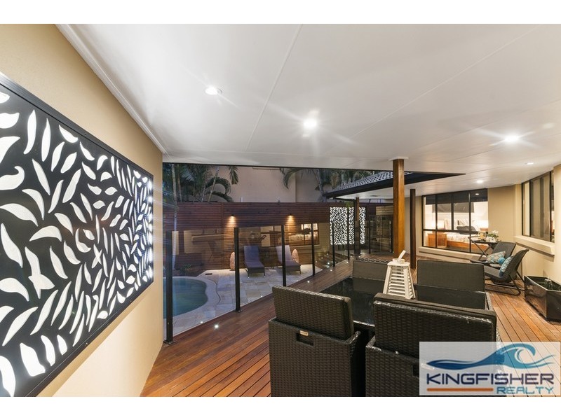 60 Sea Eagle Drive, Burleigh Waters QLD 4220