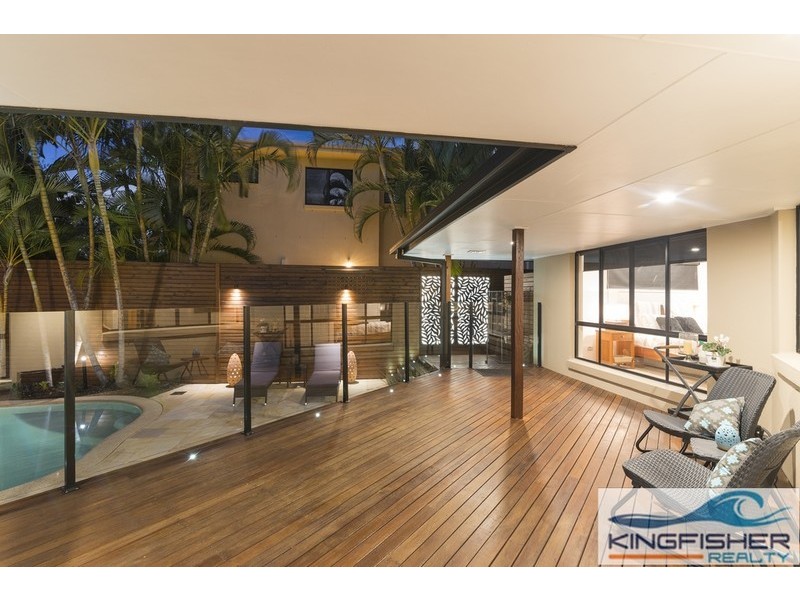 60 Sea Eagle Drive, Burleigh Waters QLD 4220