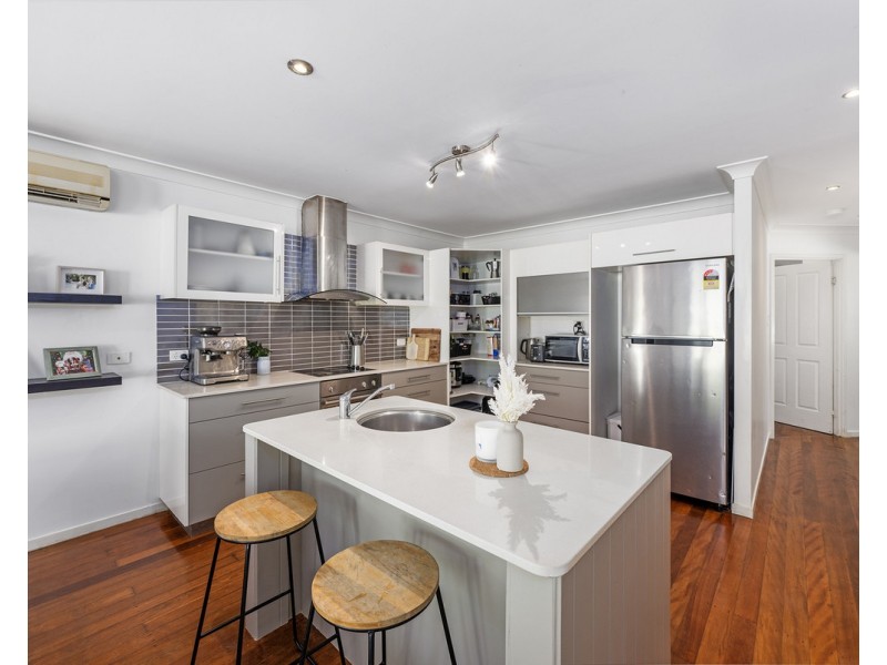 46 Twelfth Avenue, Palm Beach QLD 4221