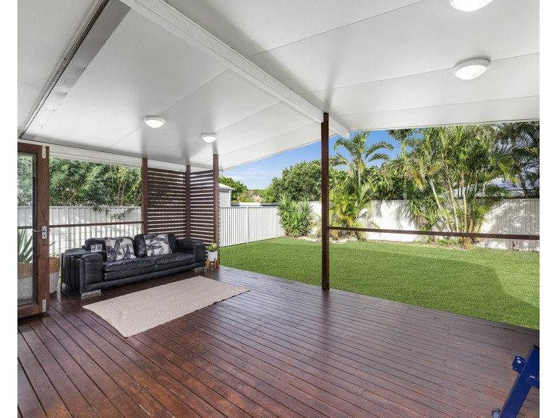 46 Twelfth Avenue, Palm Beach QLD 4221