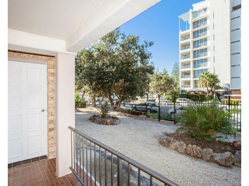 2/276 The Esplanade, Miami QLD 4220